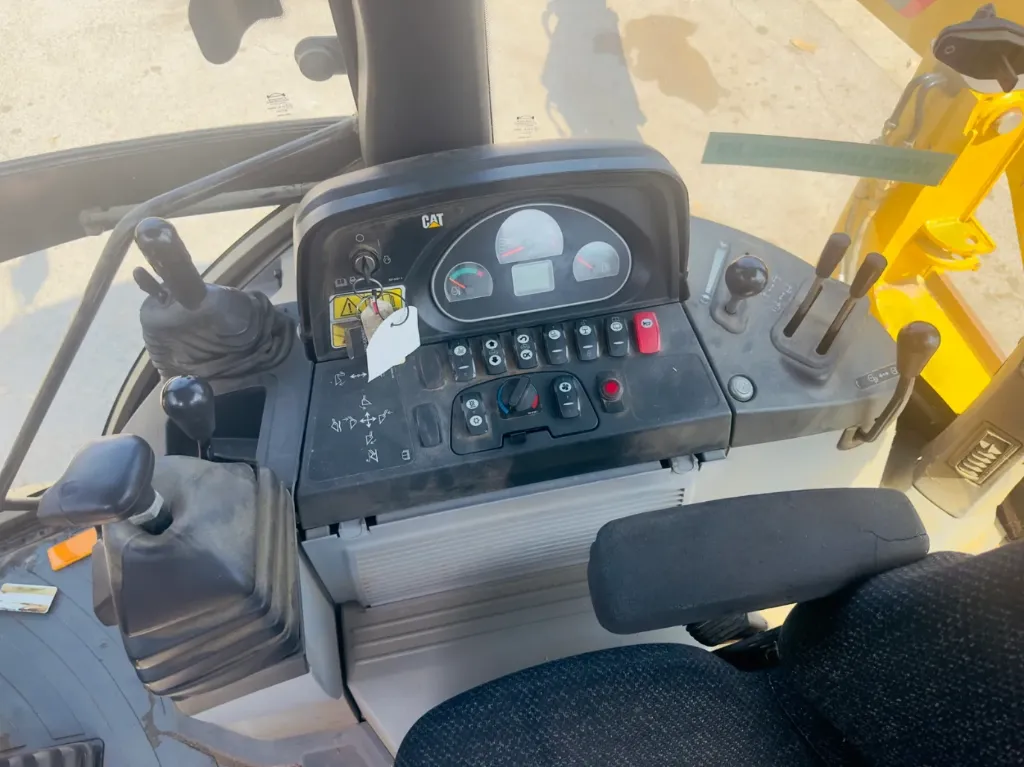 CATERPILLAR 428F - Paleggiatrice caricatrice - 2015 - immagine 10