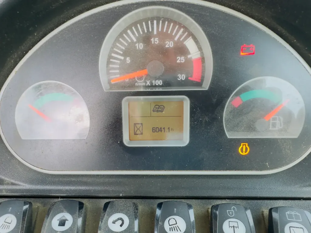 CATERPILLAR 428F - Paleggiatrice caricatrice - 2015 - immagine 9