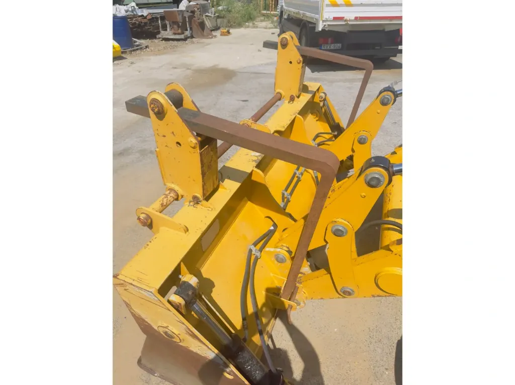 CATERPILLAR 428F - Paleggiatrice caricatrice - 2015 - immagine 15