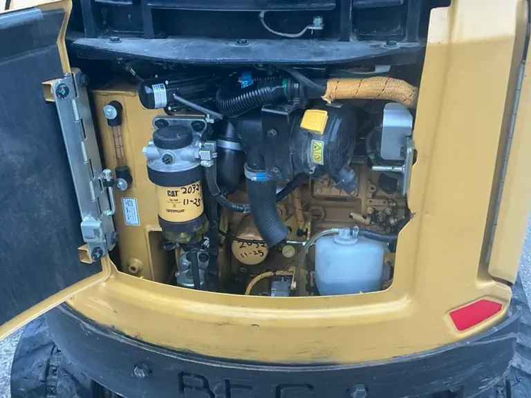 Mini escavatore Caterpillar 301.8 2021 - immagine 13