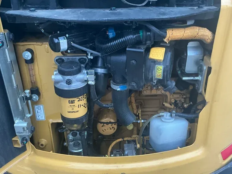 Mini escavatore Caterpillar 301.8 2021 - immagine 11