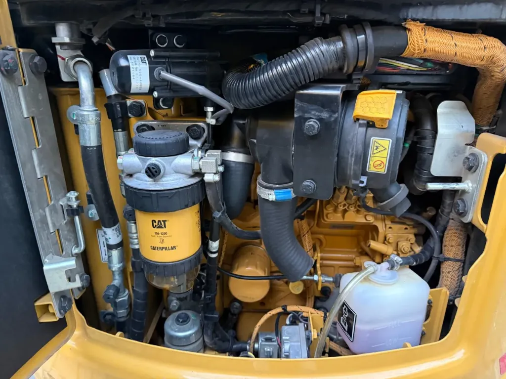 Mini escavatore Caterpillar 301.8 2021 - immagine 5