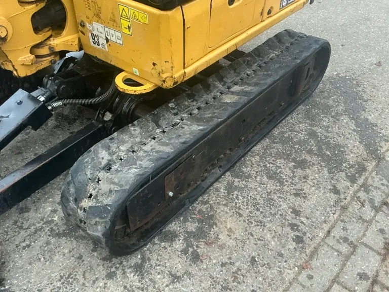 Mini escavatore Caterpillar 301.8 2021 - immagine 18