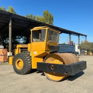 STRAVOSTROJ VV200 Rullo vibrante gommato