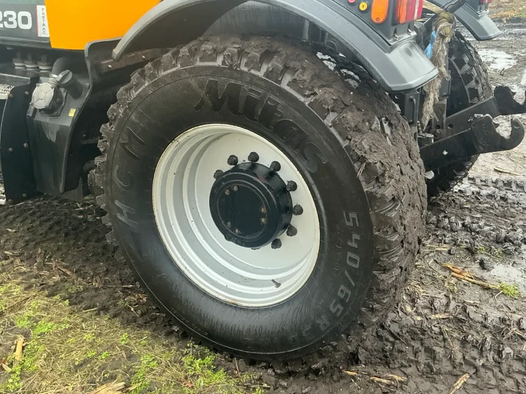 Trattore agricolo JCB 3230 Fastrac 2007 - immagine 35