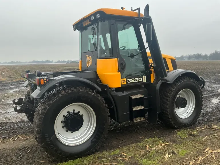 Trattore agricolo JCB 3230 Fastrac 2007 - immagine 22