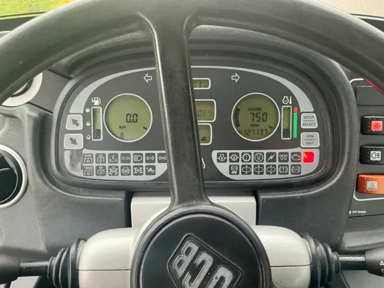 Trattore agricolo JCB 3230 Fastrac 2007 - immagine 17