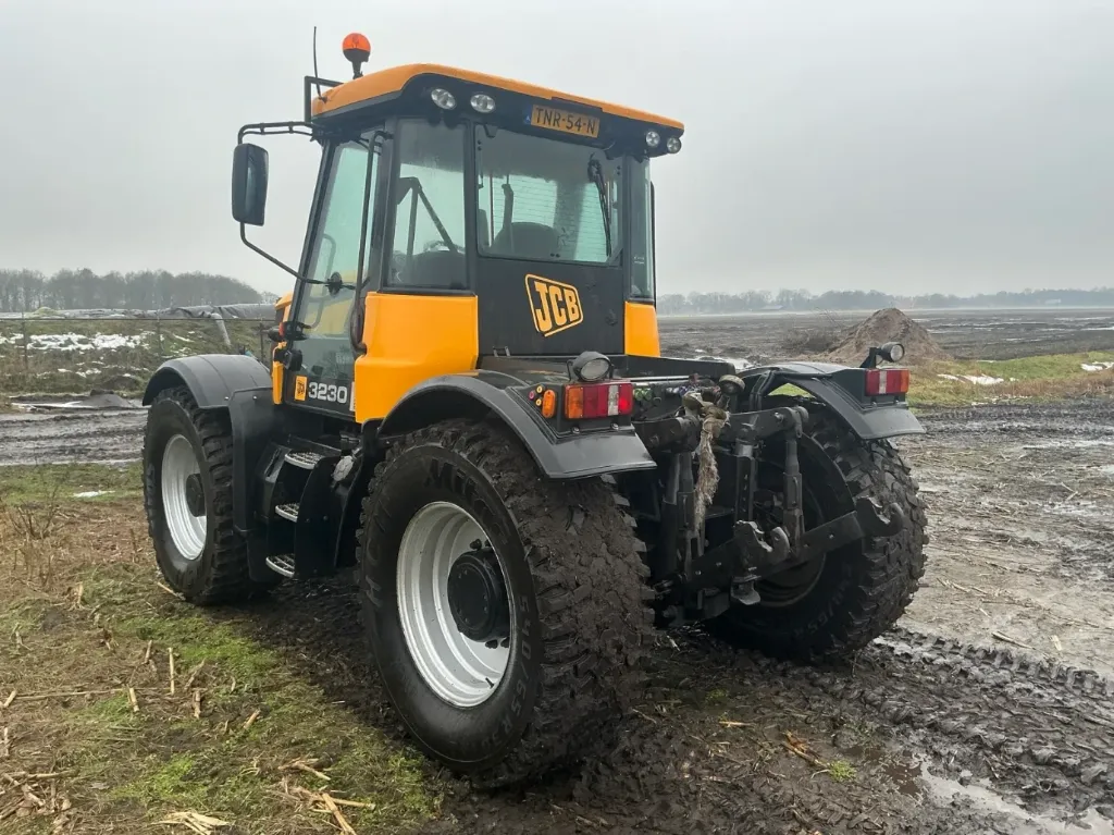 Trattore agricolo JCB 3230 Fastrac 2007 - immagine 42
