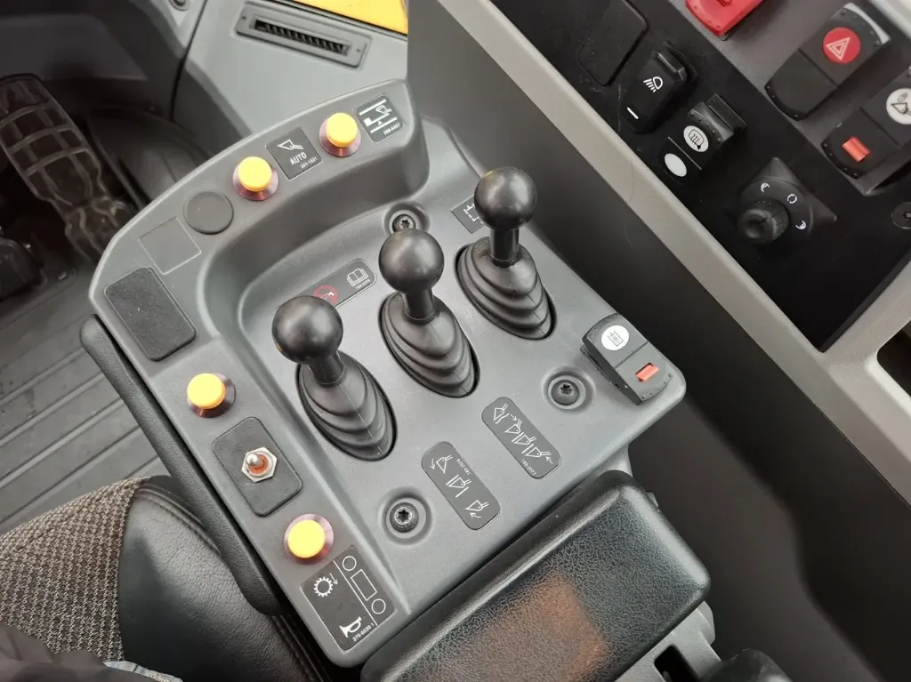 Escavatore Caterpillar 950M 2019 - immagine 12