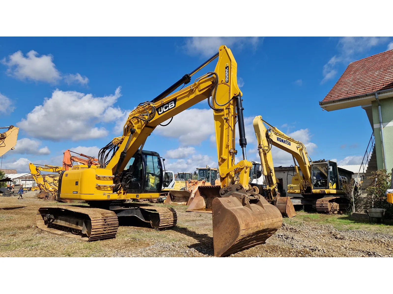 Escavatore cingolato JCB JZ235LC 2014 - immagine 16