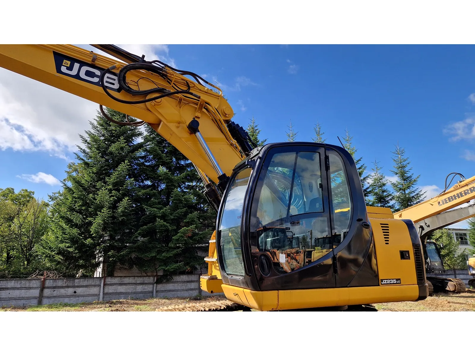 Escavatore cingolato JCB JZ235LC 2014 - immagine 17