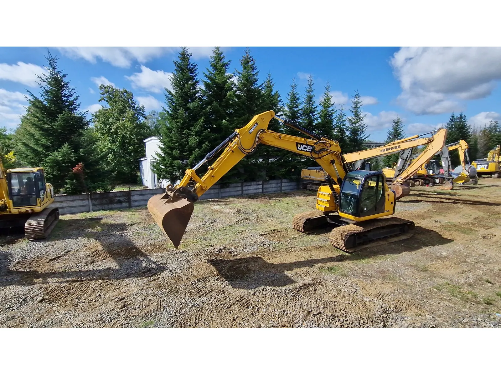 Escavatore cingolato JCB JZ235LC 2014 - immagine 4