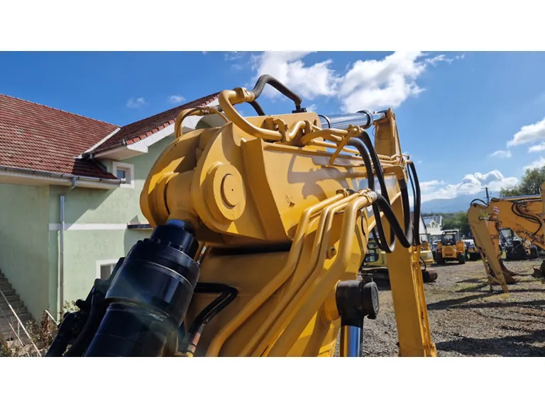 Escavatore cingolato JCB JZ235LC 2014 - immagine 54