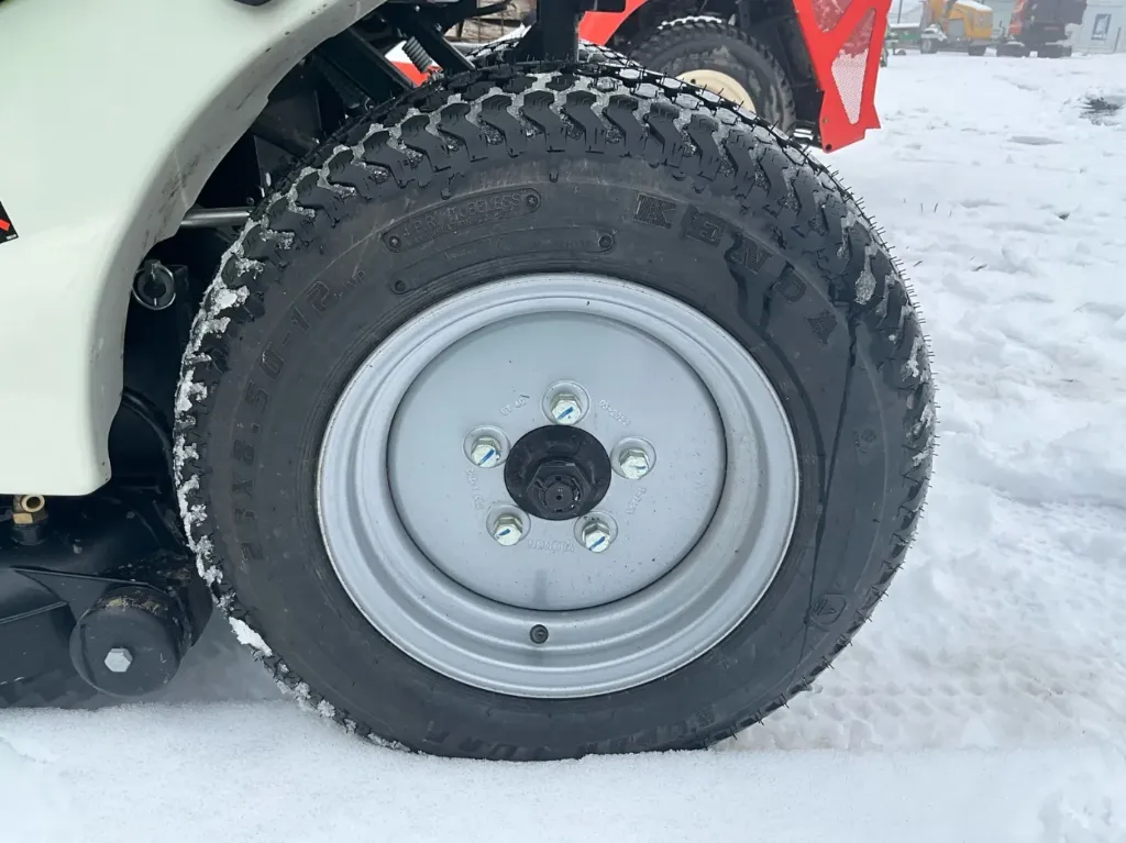 2023 Etesia BPHPX2 4x4 Trattore tagliaerba - immagine 14