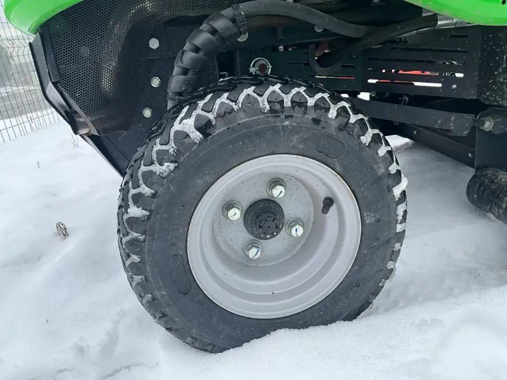 2023 Etesia BPHPX2 4x4 Trattore tagliaerba - immagine 9