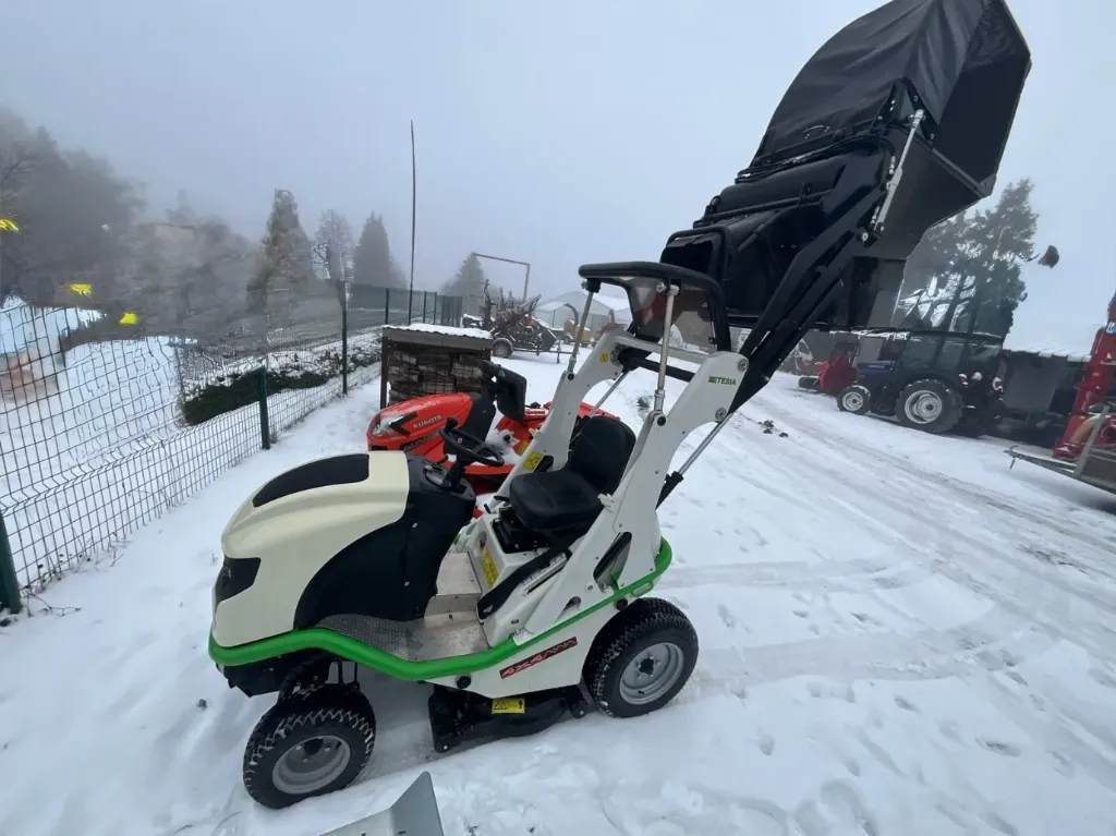 2023 Etesia BPHPX2 4x4 Trattore tagliaerba - immagine 21