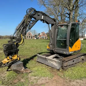 Escavatore cingolato Mecalac 6MCR del 2015