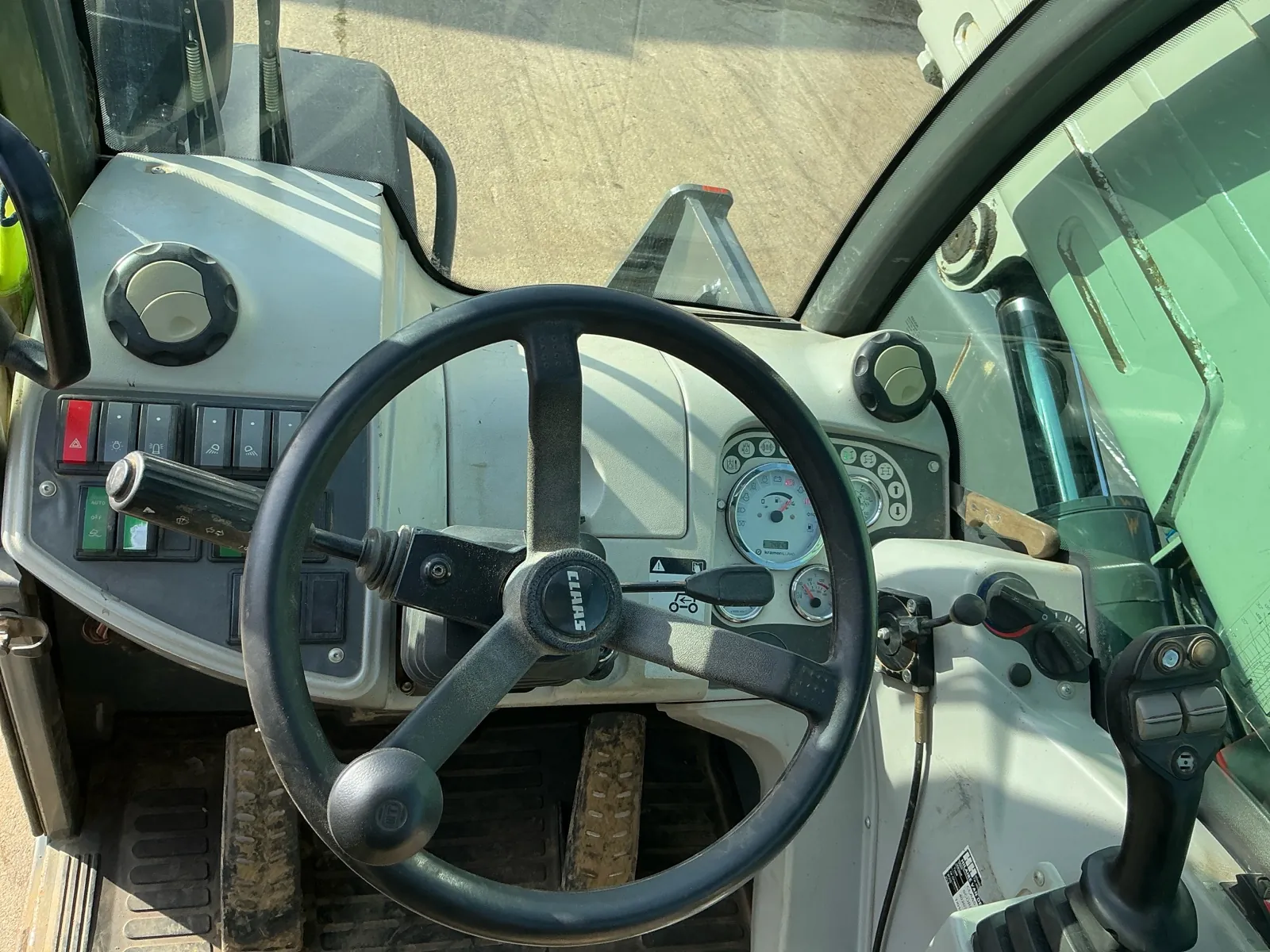 Claas Scorpion 7040 più caricatore telescopico Variopower - immagine 11