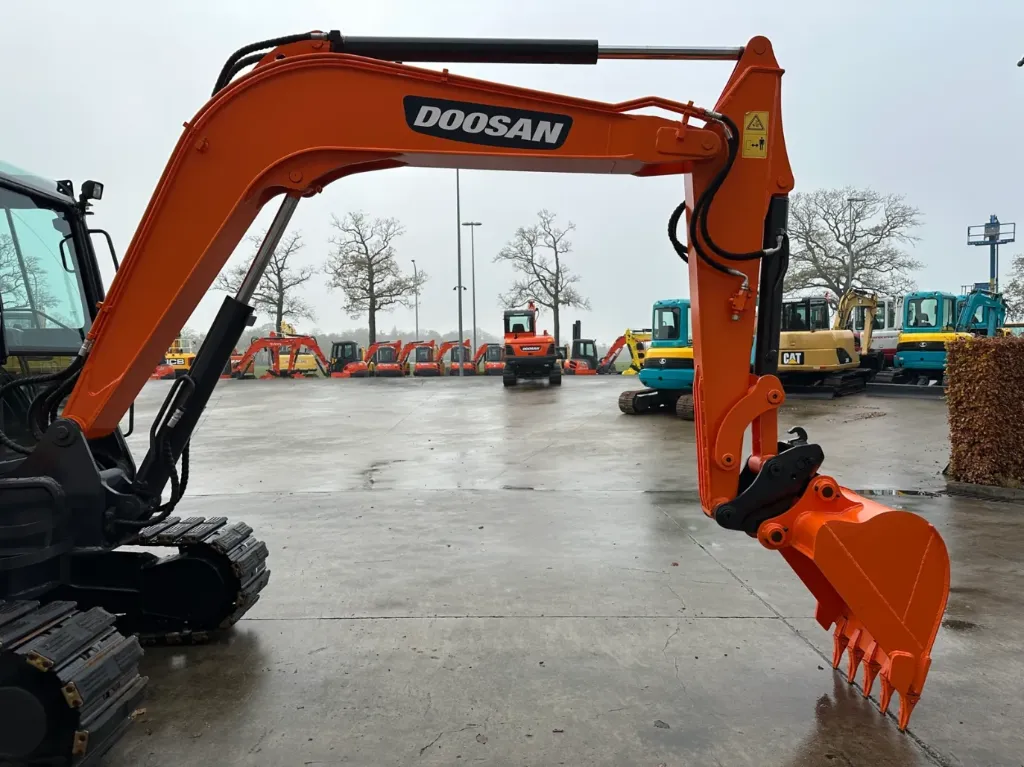 Doosan - 2018 - DX55-9C - Escavatore medio - immagine 34
