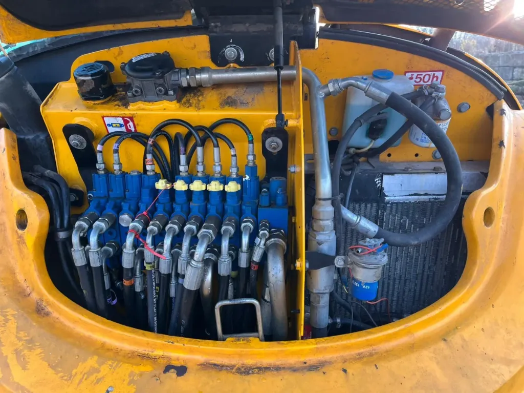 Escavatore MIDI JCB 8065 2010 - immagine 9