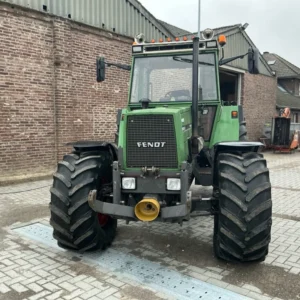 Fendt – 1984 – 611 LS – Trattore agricolo a quattro ruote motrici