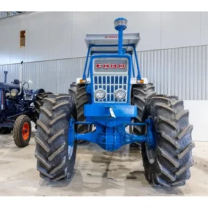 Ford – 5095  Trattore agricolo a quattro ruote motrici