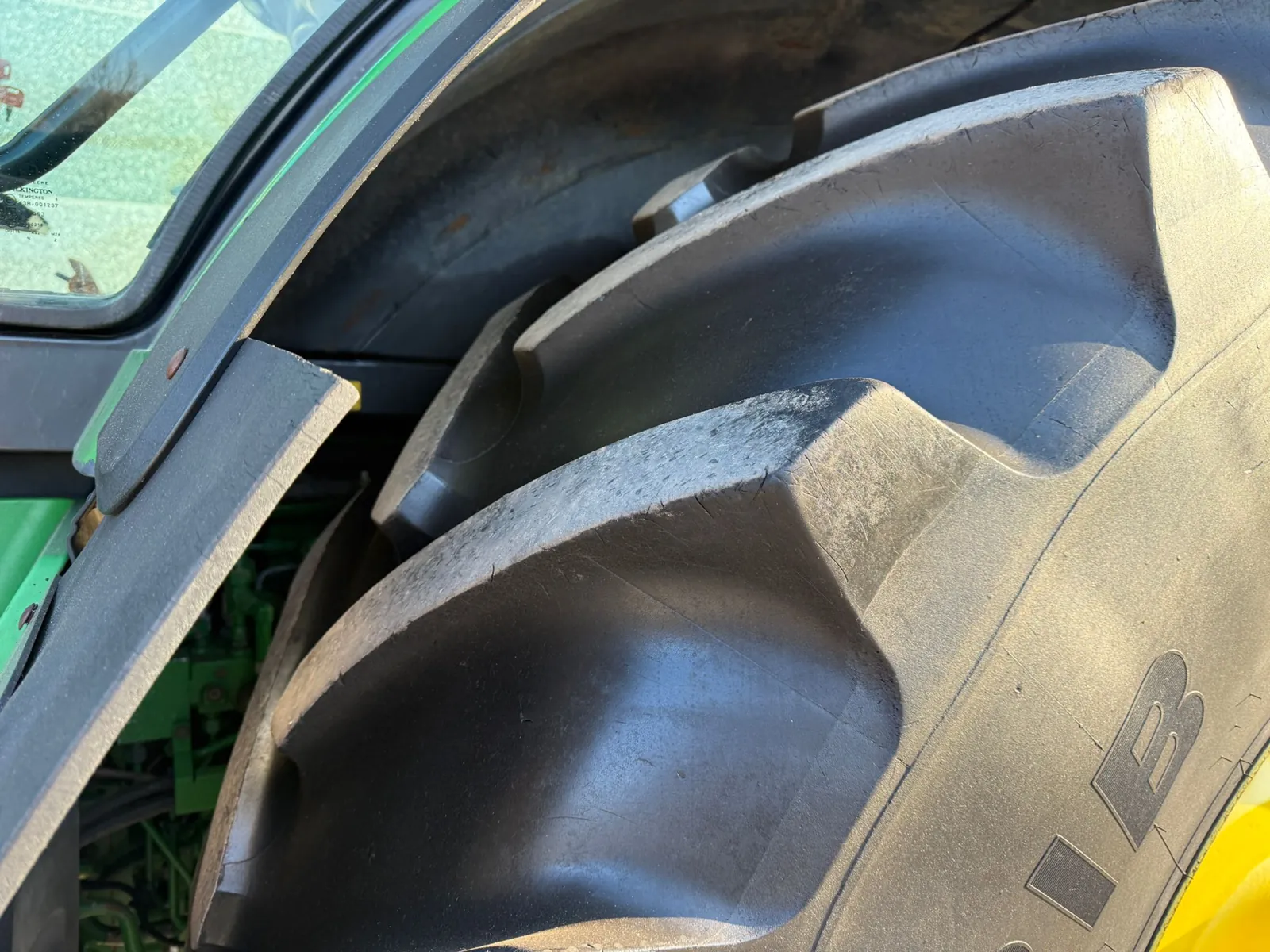 John Deere - 2013 - 7230R - Trattore agricolo a trazione integrale - immagine 9