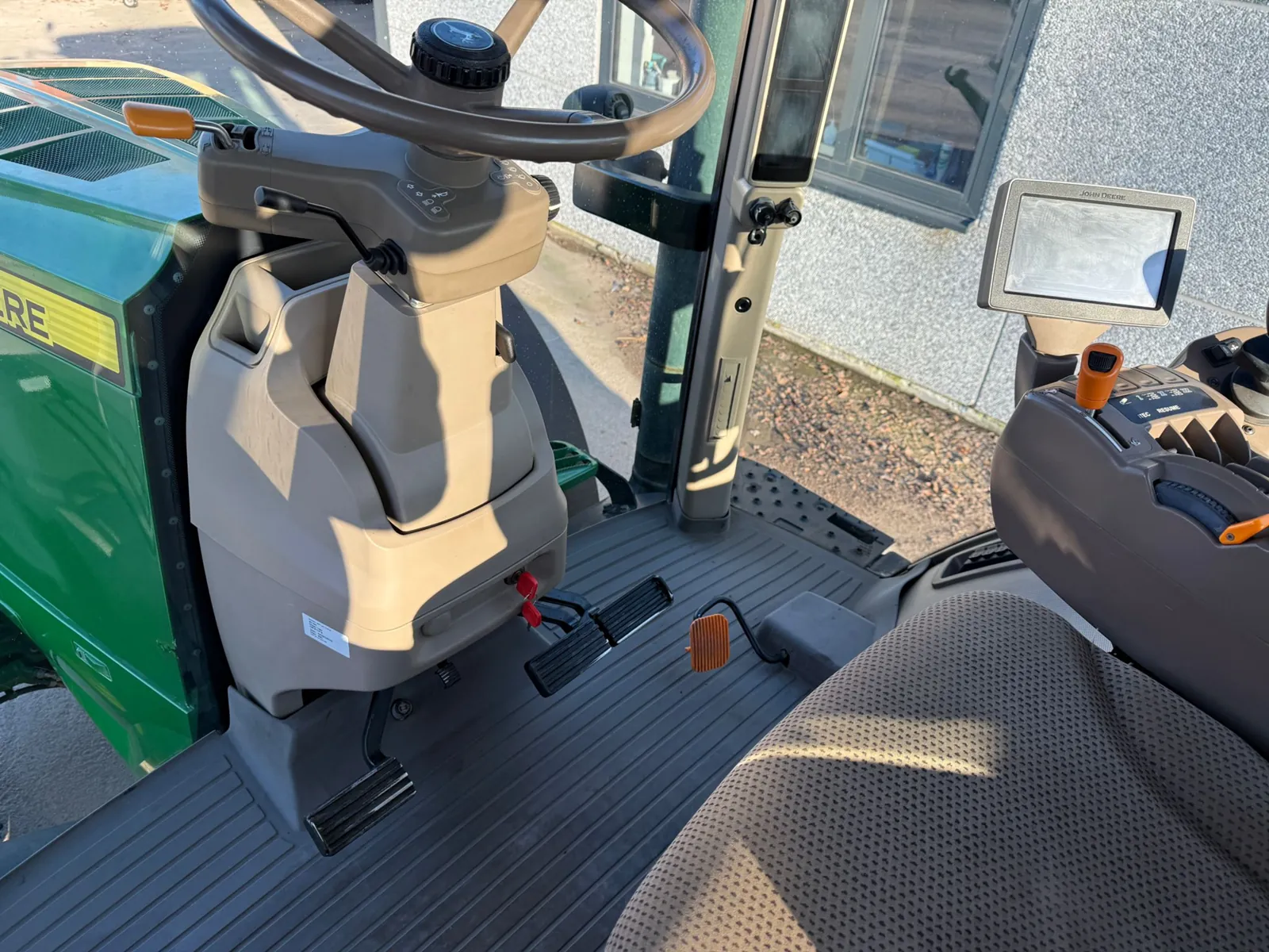 John Deere - 2013 - 7230R - Trattore agricolo a trazione integrale - immagine 36