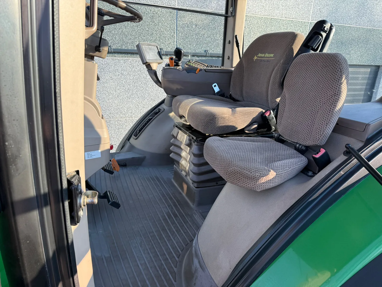 John Deere - 2013 - 7230R - Trattore agricolo a trazione integrale - immagine 39