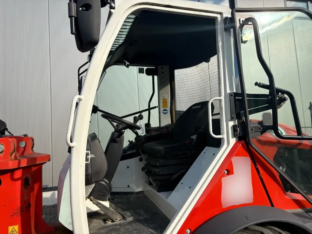 LIEBHERR L506C NUR 611h - 2023 - immagine 18