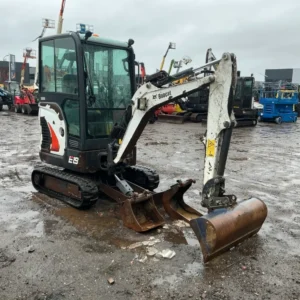 Mini pala Bobcat E19 2016