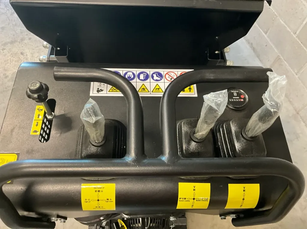 Minidumper Briggs & Stratton del 2025 da 500 kg - con garanzia - immagine 12