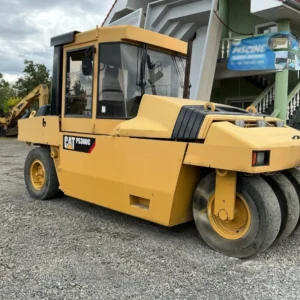 Rullo compattatore per pneumatici Caterpillar PS 300C
