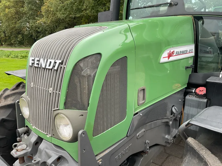 Trattore agricolo Fendt Farmer 410 Vario a trazione integrale del 2000 - immagine 13