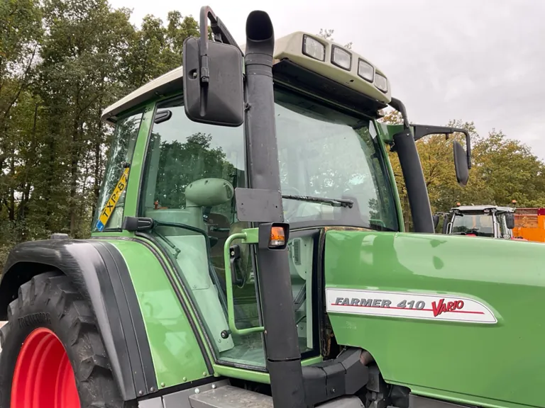 Trattore agricolo Fendt Farmer 410 Vario a trazione integrale del 2000 - immagine 20