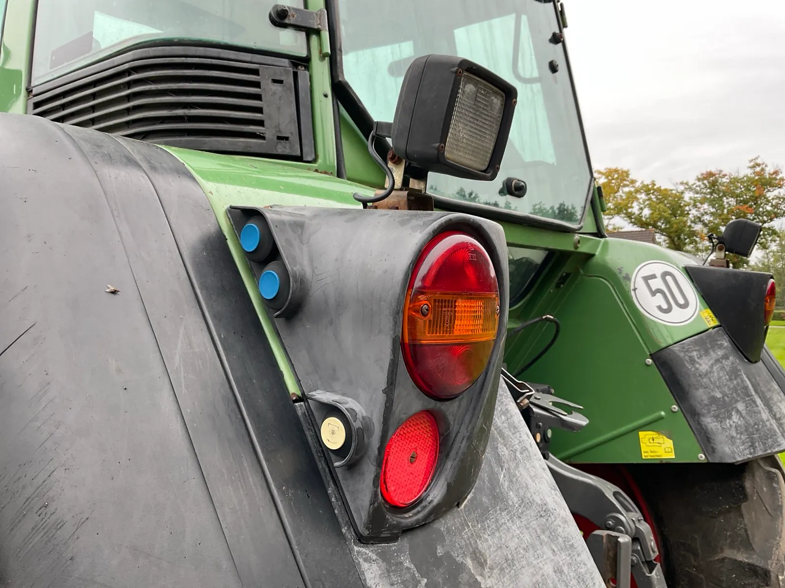 Trattore agricolo Fendt Farmer 410 Vario a trazione integrale del 2000 - immagine 29