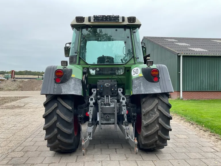 Trattore agricolo Fendt Farmer 410 Vario a trazione integrale del 2000 - immagine 6