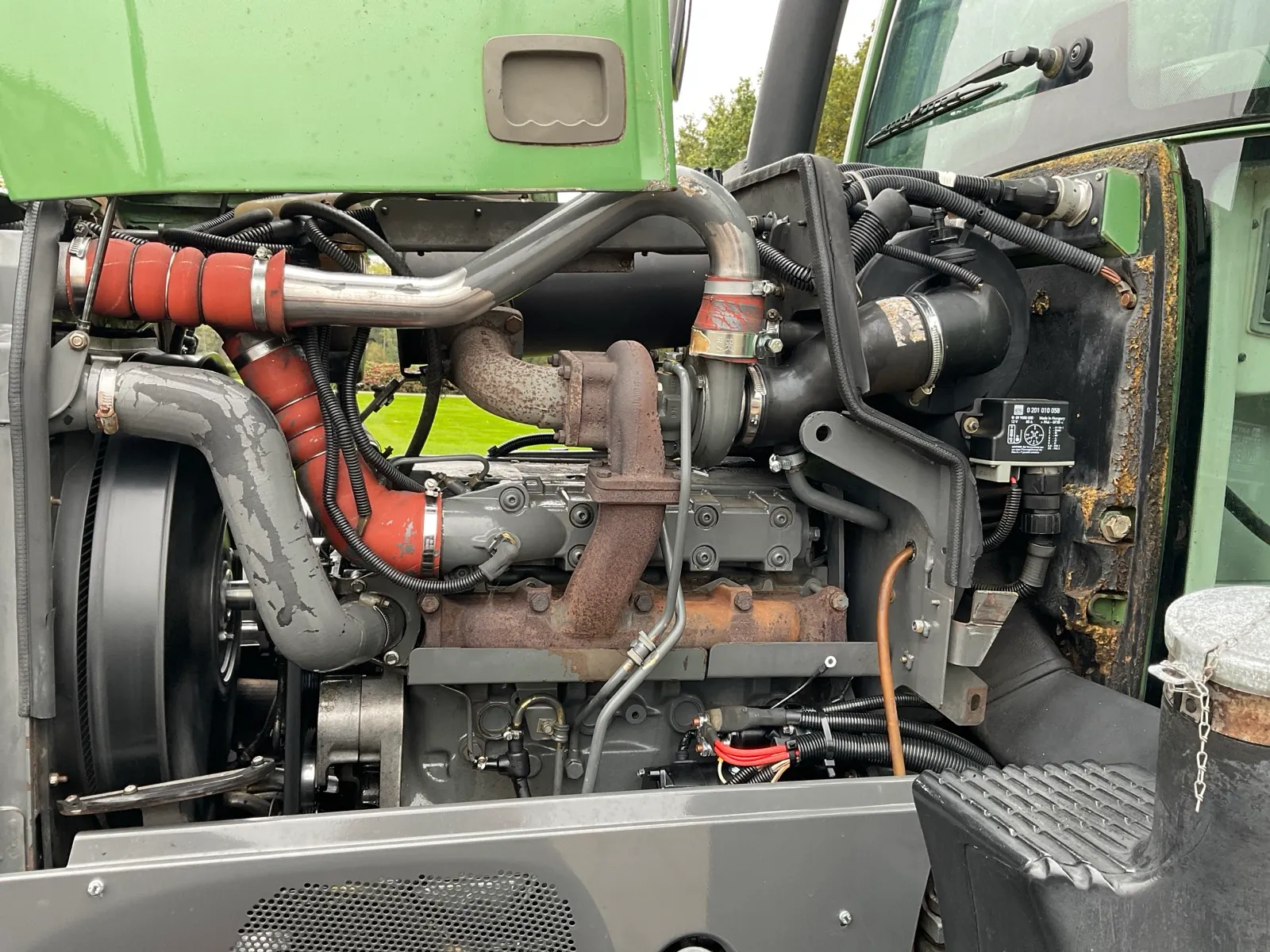 Trattore agricolo Fendt Farmer 410 Vario a trazione integrale del 2000 - immagine 41