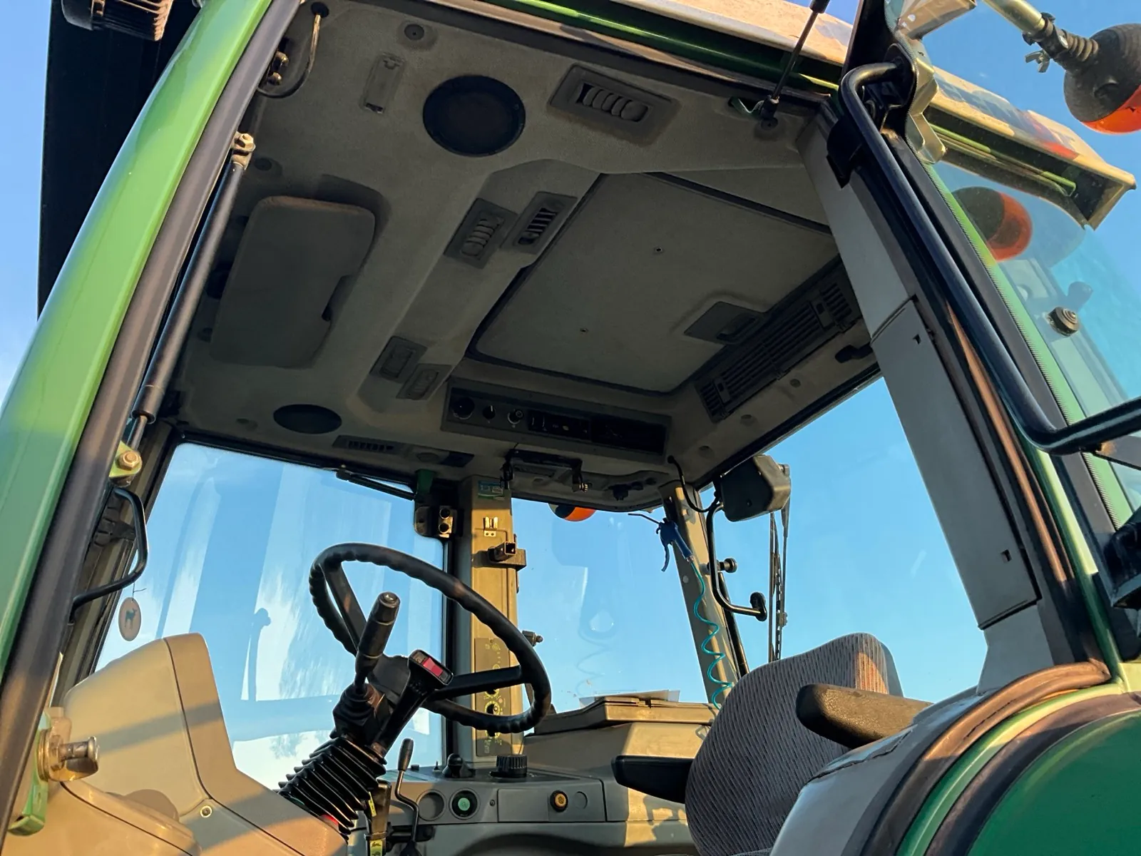 Trattore agricolo Fendt Favorit 816 Turboshift a trazione integrale del 1996 - immagine 29