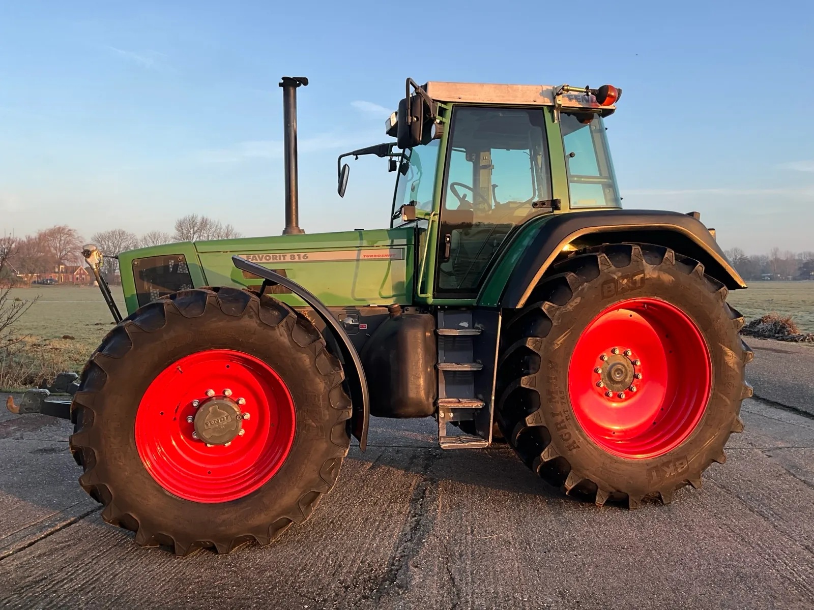 Trattore agricolo Fendt Favorit 816 Turboshift a trazione integrale del 1996 - immagine 4