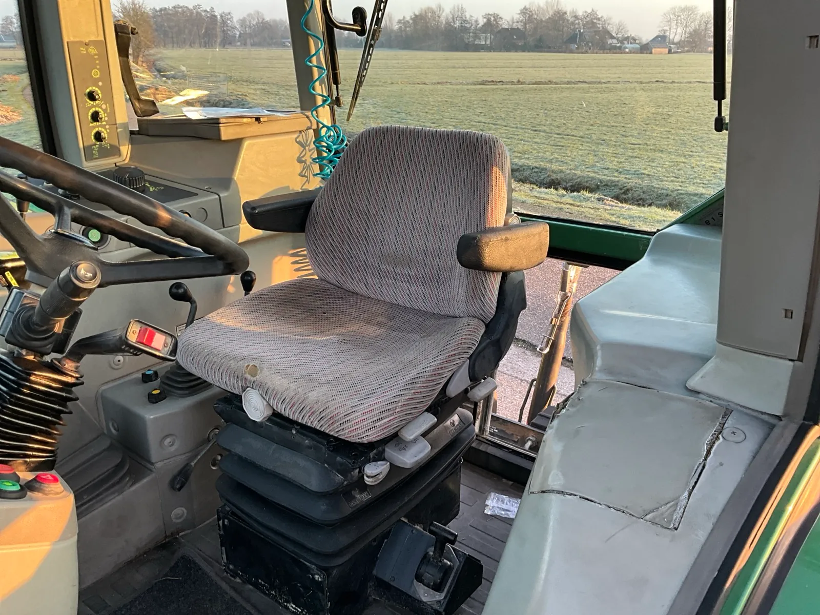 Trattore agricolo Fendt Favorit 816 Turboshift a trazione integrale del 1996 - immagine 31