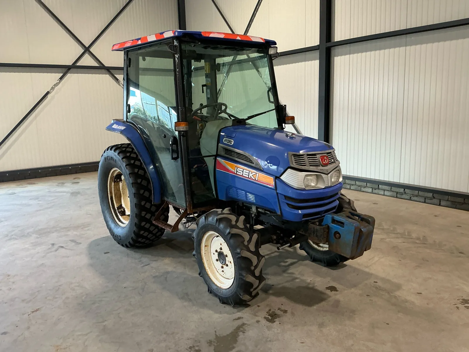 Trattore agricolo Iseki TG5390 2x4 del 2012 - immagine 3