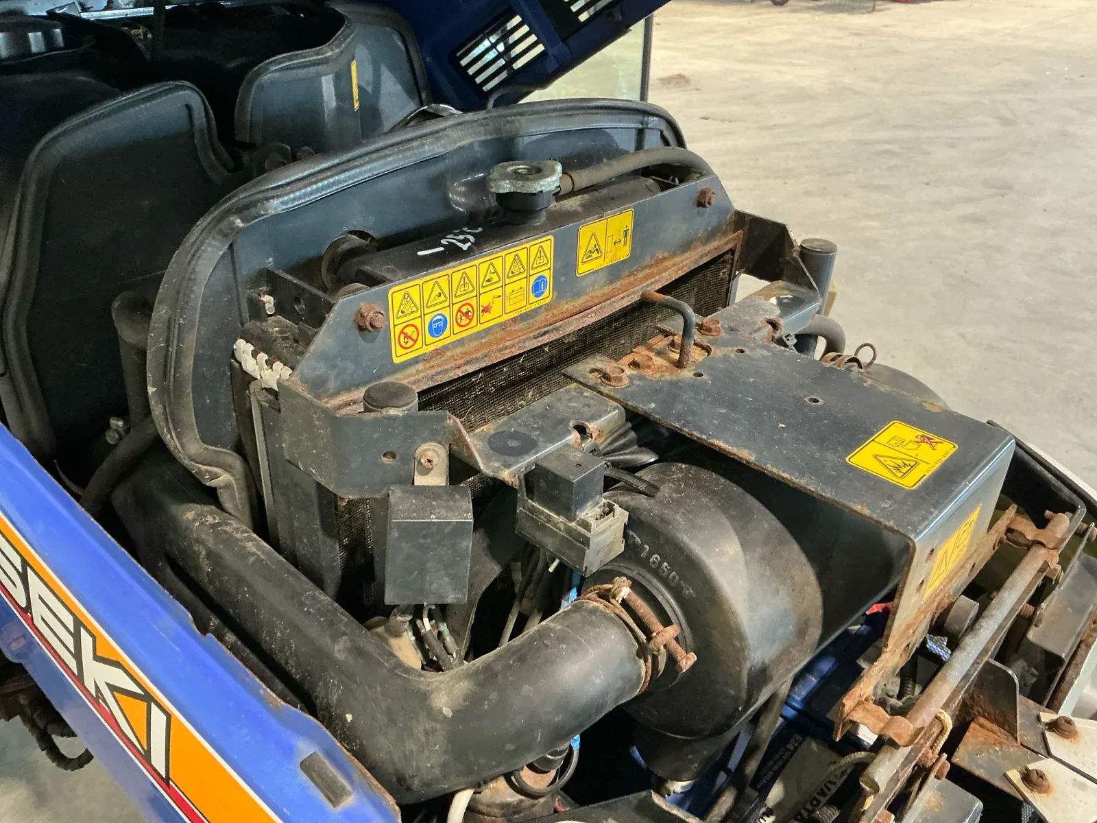 Trattore agricolo Iseki TG5390 2x4 del 2012 - immagine 21