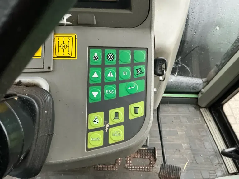 Trattore agricolo Fendt 512C Favorit Turboshift a trazione integrale – 1998 - immagine 7