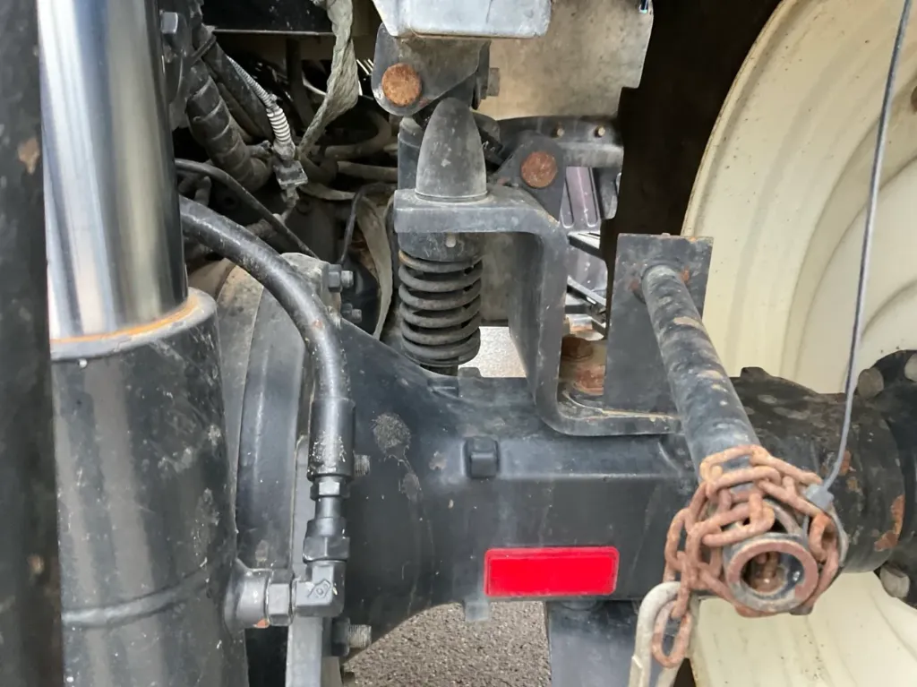 Trattore agricolo New Holland TS135A a quattro ruote motrici, del 2009 - immagine 15