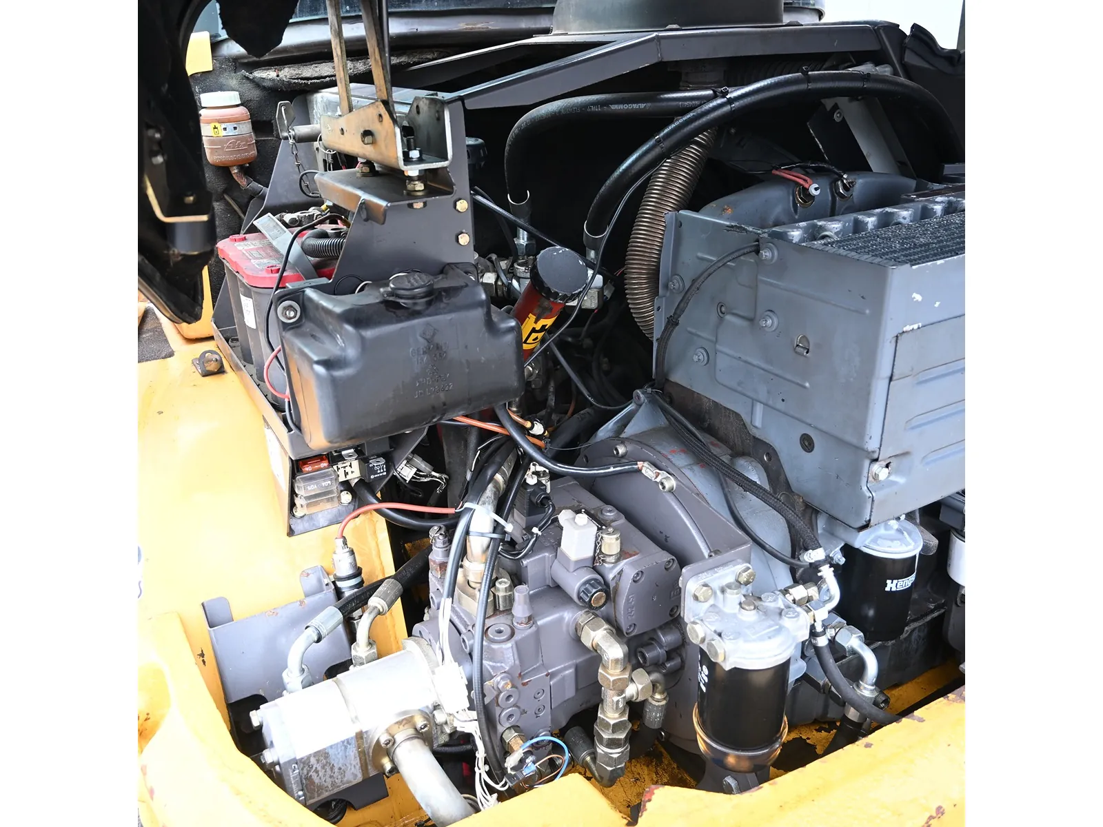 2002 – L30B – Pala gommata - immagine 15