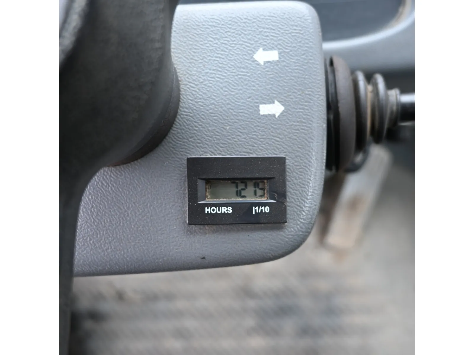 2002 – L30B – Pala gommata - immagine 19