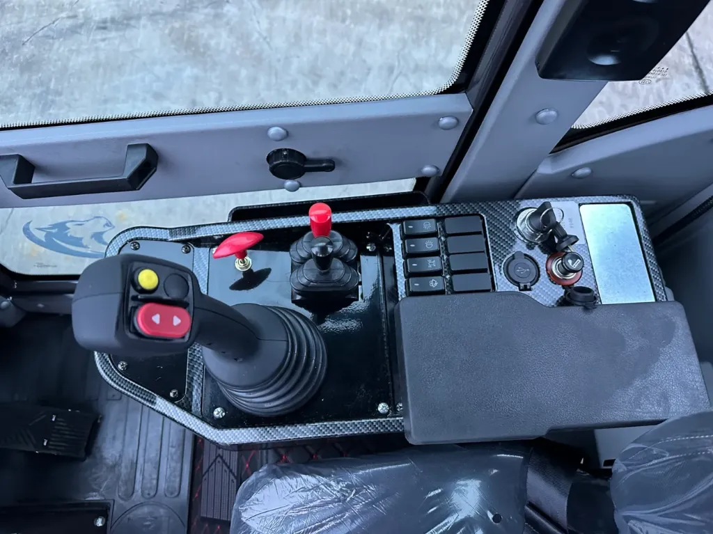 Wolf - 2025 - WL816T - Caricatrice su ruote - immagine 14